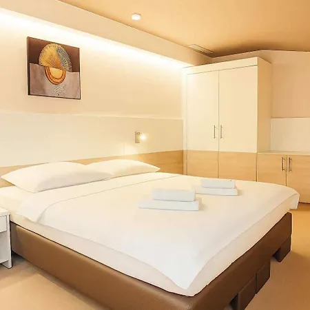 Bed and Breakfast Neho 4*