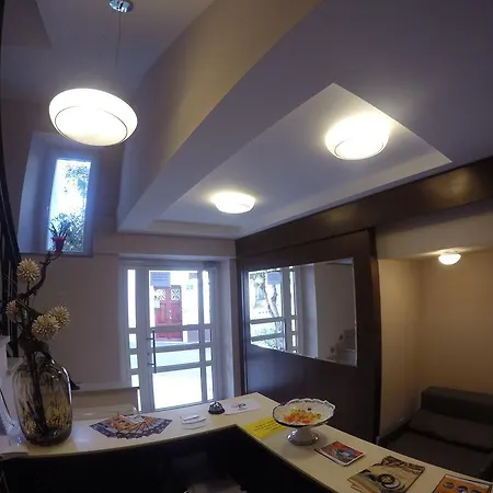 Neho Bed & Breakfast 4*