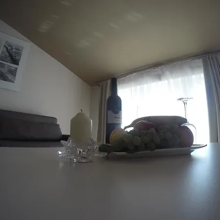 Bed & Breakfast Neho Cres