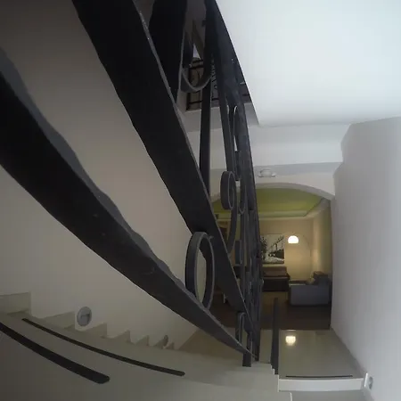 Neho Bed & Breakfast 4*