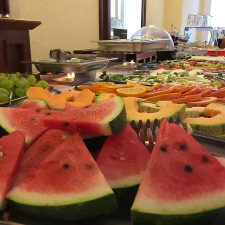 Neho Oda ve Kahvaltı