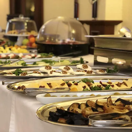 Oda ve Kahvaltı Neho Cres